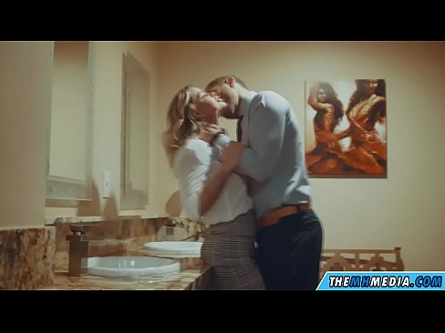 ❤️ Když vás na veřejných záchodcích svádí prsatá blondýna. ️ Šukání u cs.xxxnd-com.ru ❌❤